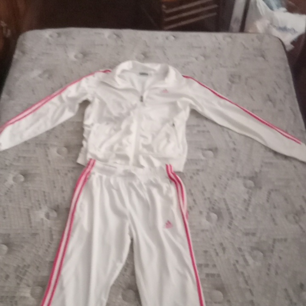 🎂Adidas White and Pink Athletic Set,Ladies XL